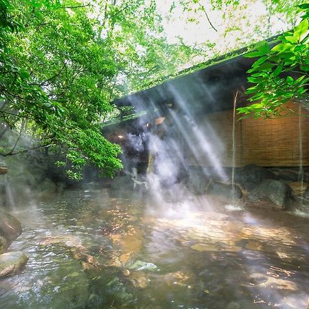 فندق Kurokawa Onsen Oyado Noshiyu ميناميوغوني الغرفة الصورة