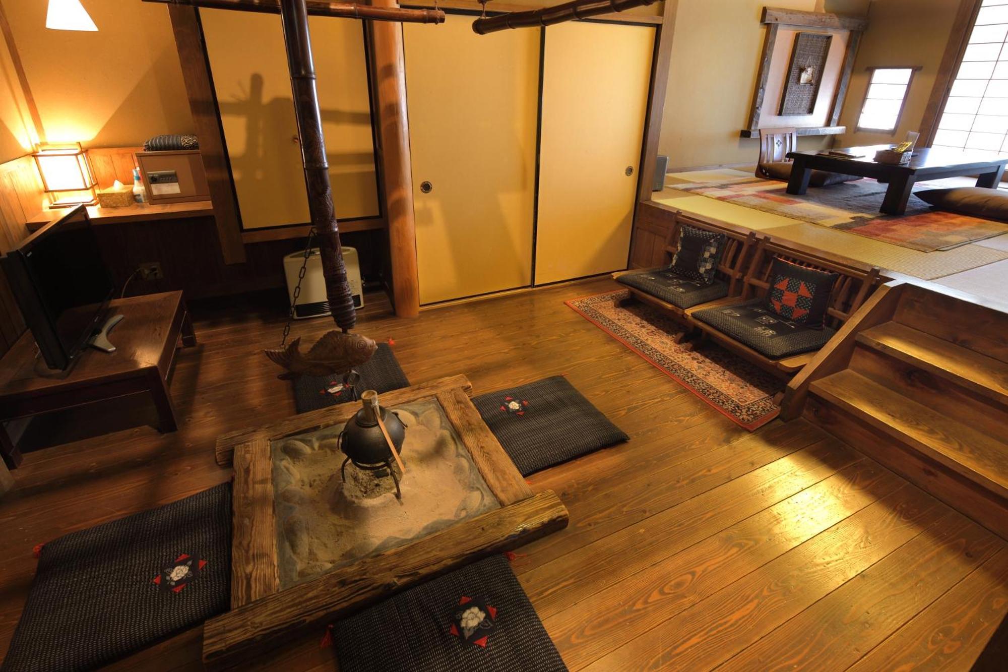 فندق Kurokawa Onsen Oyado Noshiyu ميناميوغوني الغرفة الصورة